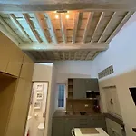 Majorelle Comfy Apartment
