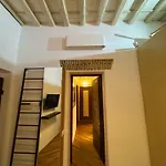 Majorelle Comfy Apartment